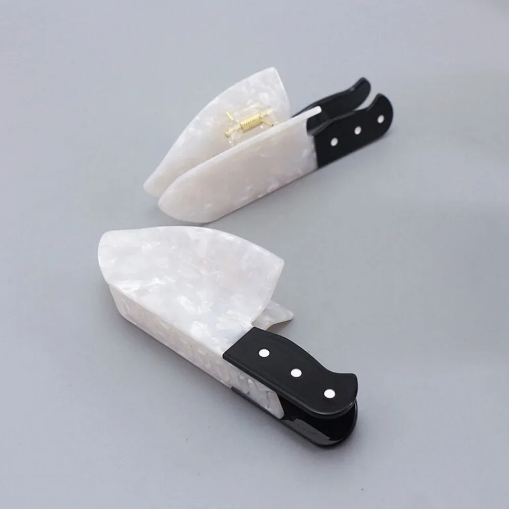 NWT ⚜️🔪⚜️ Acrylic Knife Hair Claw Clip Accessory Halloween